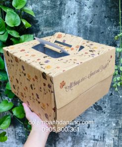 Hộp bánh sinh nhật 25cm + đế (vuông)