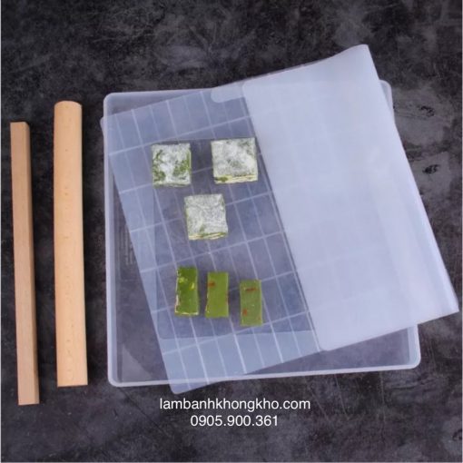 Khuôn kẹo nougat nhựa lớn (112 viên) KK-9562-1C Khuôn kẹo nougat nhựa lớn (112 viên) KK-9562-1C