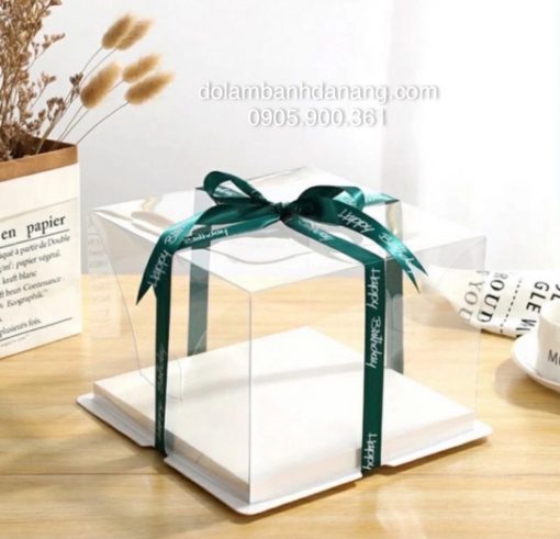 Hộp bánh kem trong 18x18x13cm SN-9404-1C