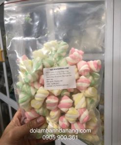 Kẹo marshmallow xoắn nhiều màu 500g NL-10834-0.5KG