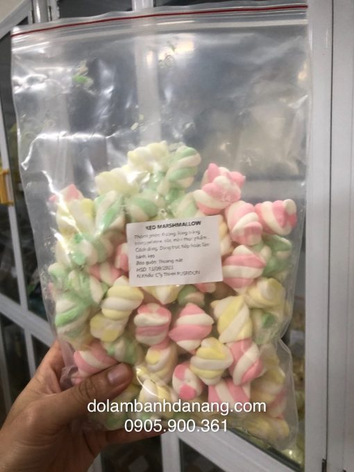 Kẹo marshmallow xoắn nhiều màu 500g NL-10834-0.5KG
