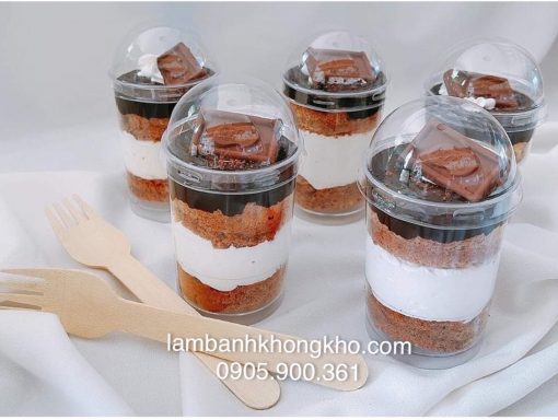 Ly mica tròn 6080 có nắp (10 cái) BOX-10994-10C