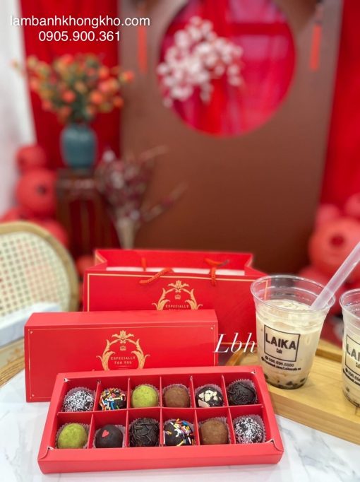Bộ túi hộp socola 12 viên Royal đỏ BOX-11048-1BO