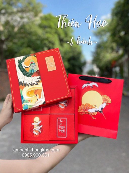 Hộp trung thu 4 bánh thiên hạc đỏ TT-9443-1H