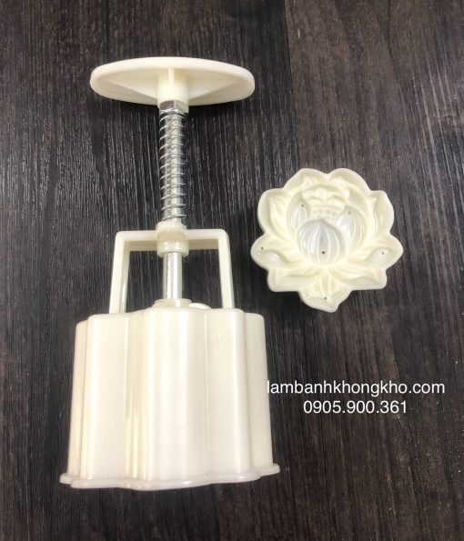 Khuôn trung thu 75g mẫu sen