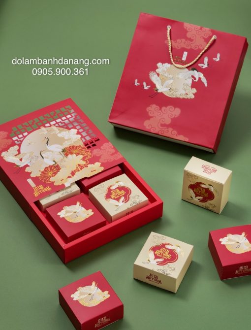 Hộp trung thu 4 bánh Thượng Uyển