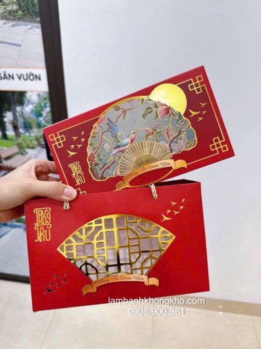 Hộp trung thu 2 bánh Chim đỏ (kèm túi xách)